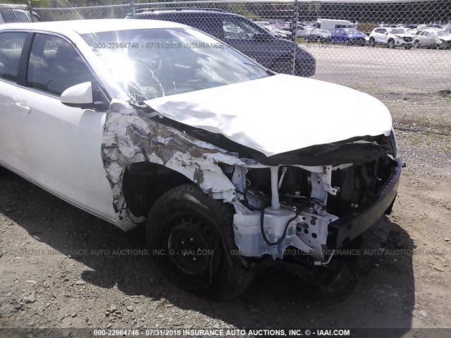 4T1BF1FKXCU511665 - 2012 TOYOTA CAMRY SE/LE/XLE 白色 照片 6