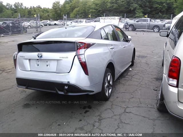 JTDKARFU2G3013880 - 2016 TOYOTA PRIUS SILVER photo 4