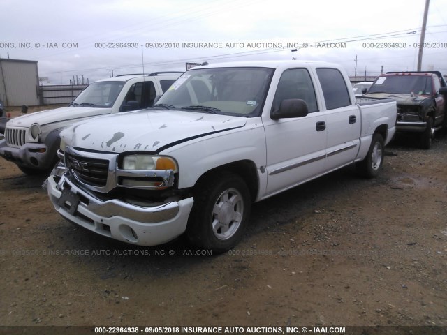 2GTEC13T451310639 - 2005 GMC NEW SIERRA C1500 WHITE photo 2