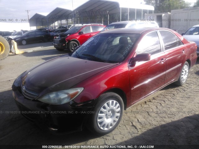 JTDBE32KX20051793 - 2002 TOYOTA CAMRY LE/XLE/SE Qırmızı foto 2