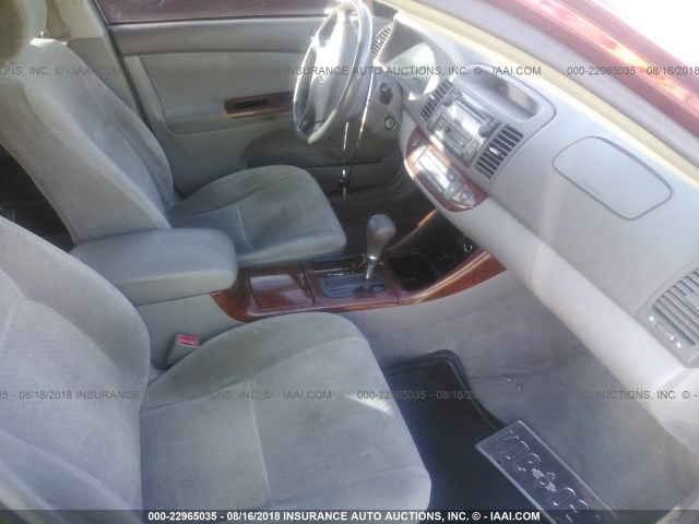JTDBE32KX20051793 - 2002 TOYOTA CAMRY LE/XLE/SE Qırmızı foto 5