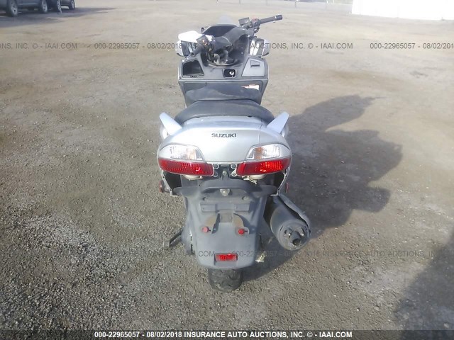 JS1CP51A552100999 - 2005 SUZUKI AN650 K3 SILVER photo 6