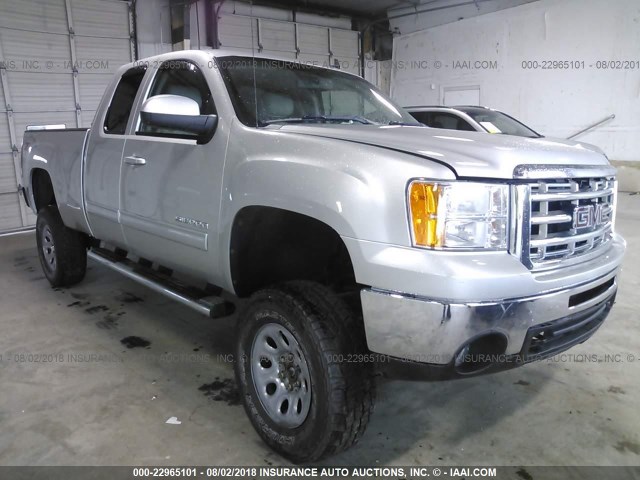 1GTR2WE39BZ318608 - 2011 GMC SIERRA K1500 SLT SILVER photo 1