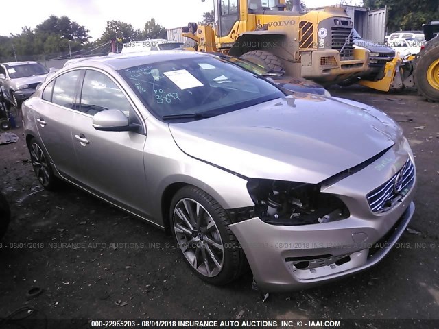 YV1612TK7F2366769 - 2015 VOLVO S60 PREMIER BEIGE photo 1