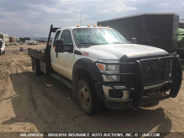 1FD0X5HY1DEA57587 - 2013 FORD F550 SUPER DUTY WHITE photo 1