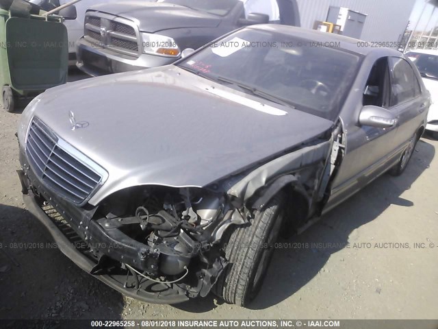 WDBNG84J15A447990 - 2005 MERCEDES-BENZ S 500 4MATIC SILVER photo 2