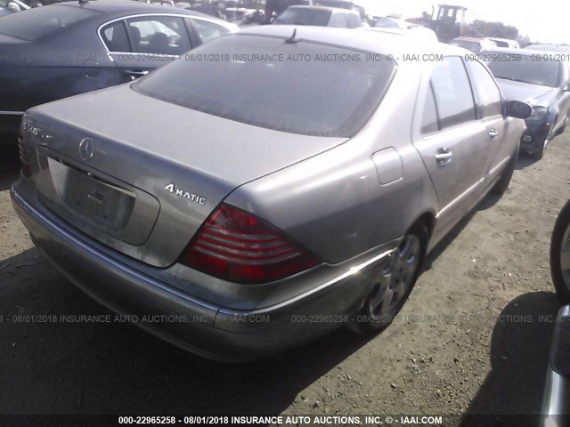 WDBNG84J15A447990 - 2005 MERCEDES-BENZ S 500 4MATIC SILVER photo 4