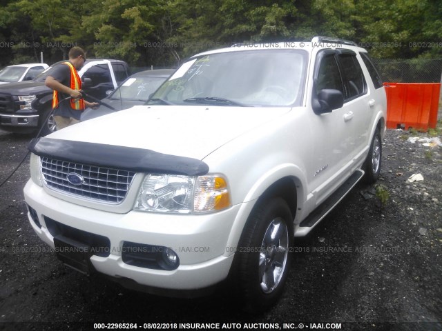 1FMDU75KX4ZB22077 - 2004 FORD EXPLORER LIMITED WHITE photo 2