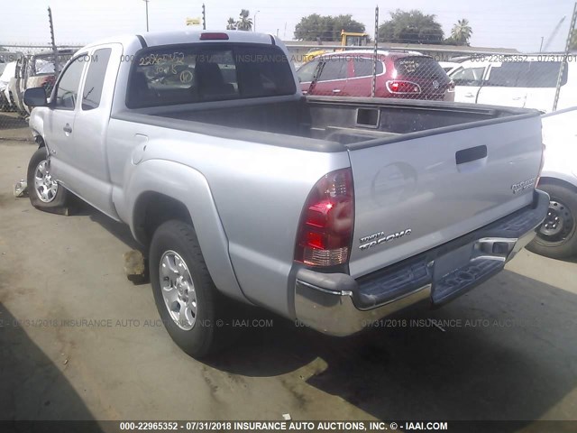 5TETU62N48Z588557 - 2008 TOYOTA TACOMA PRERUNNER ACCESS CAB SILVER photo 3
