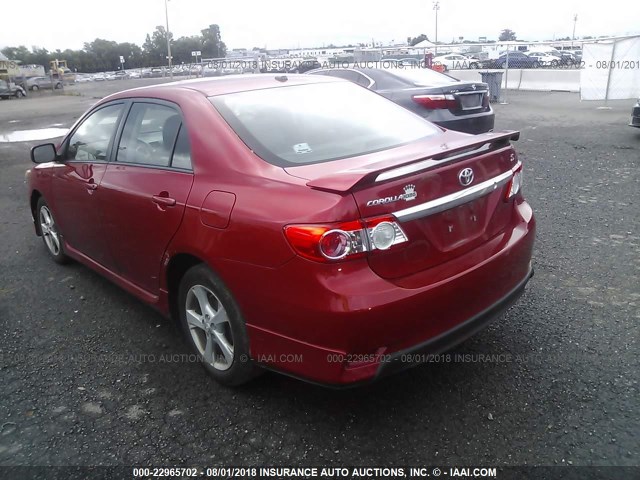 2T1BU4EE0BC618937 - 2011 TOYOTA COROLLA S/LE RED photo 3