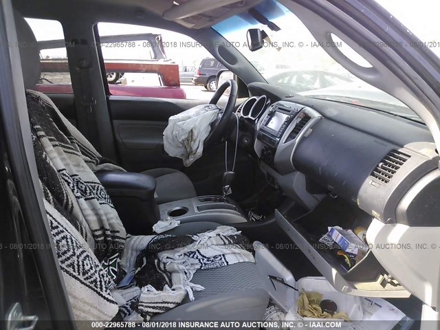 5TFJX4GN6DX024499 - 2013 TOYOTA TACOMA DOUBLE CAB შავი ფოტო 5