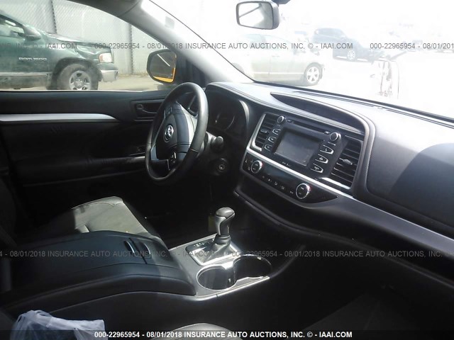 5TDBKRFH8FS090377 - 2015 TOYOTA HIGHLANDER LE/LE PLUS BLACK photo 5