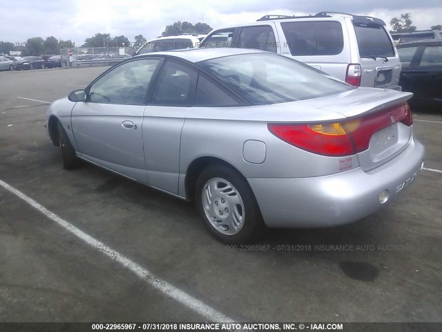 1G8ZR14752Z234170 - 2002 SATURN SC2 SILVER photo 3
