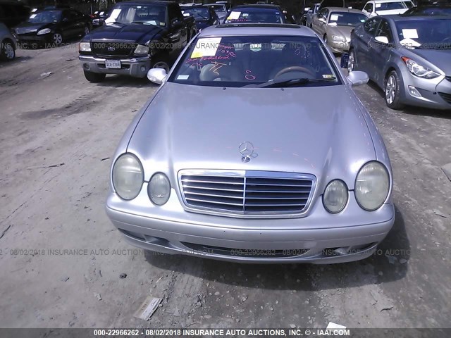 WDBLJ65GX1F171645 - 2001 MERCEDES-BENZ CLK 320 SILVER photo 6