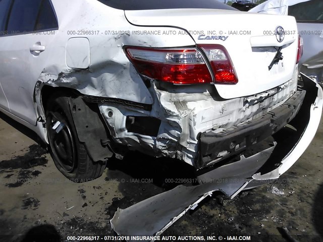 4T1BE46K77U714152 - 2007 TOYOTA CAMRY NEW GENERAT CE/LE/XLE/SE WHITE photo 6