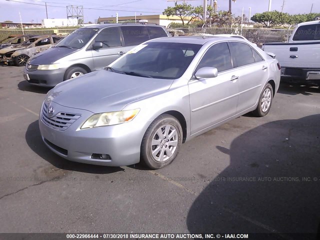 JTNBE46K773121512 - 2007 TOYOTA CAMRY NEW GENERAT CE/LE/XLE/SE SILVER photo 2