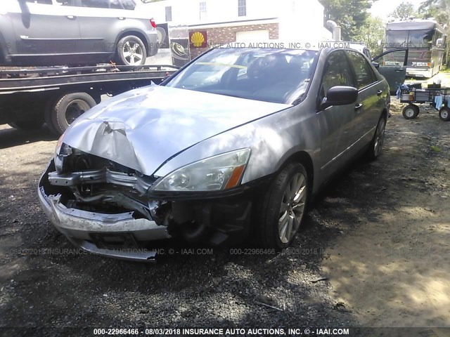 1HGCM56107A029373 - 2007 HONDA ACCORD VALUE SILVER photo 2