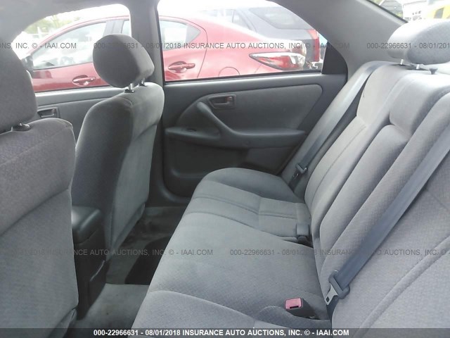 4T1BG28K6YU673350 - 2000 TOYOTA CAMRY CE/LE/XLE ვერცხლისფერი ფოტო 8