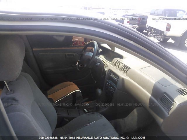 4T1BG22K4XU552789 - 1999 TOYOTA CAMRY CE/LE/XLE 金色 照片 5