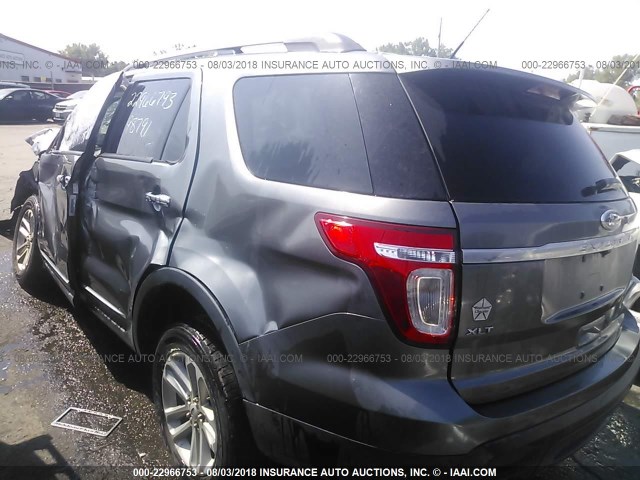 1FMHK8D81CGA20695 - 2012 FORD EXPLORER XLT GRAY photo 3