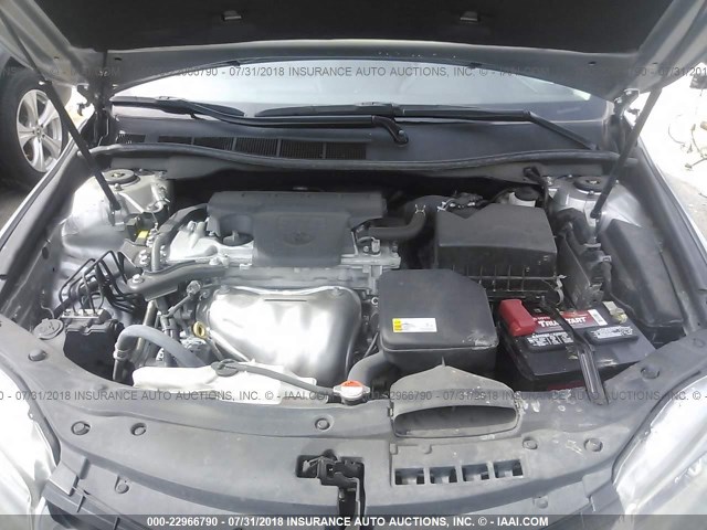 4T1BF1FK7GU122388 - 2016 TOYOTA CAMRY LE/XLE/SE/XSE SILVER photo 10