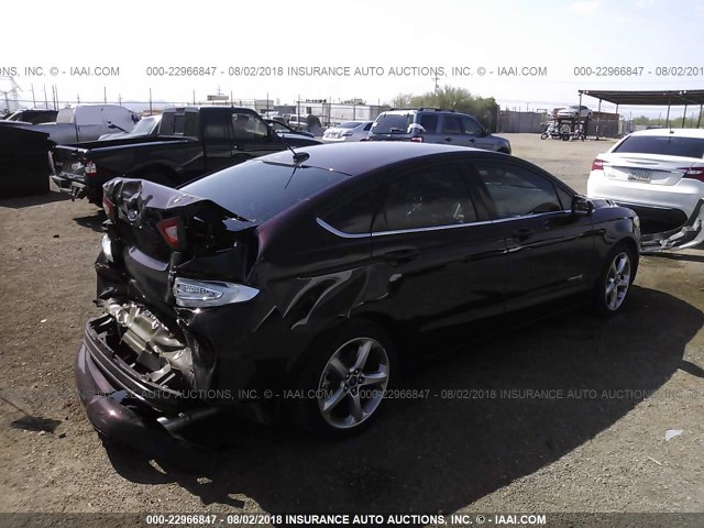 3FA6P0LU2DR344915 - 2013 FORD FUSION SE HYBRID MAROON photo 4