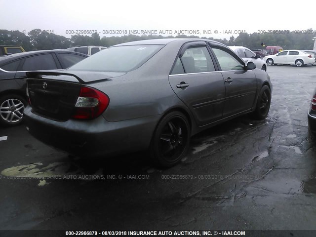 JTDBE32K220052548 - 2002 TOYOTA CAMRY LE/XLE/SE Boz foto 4