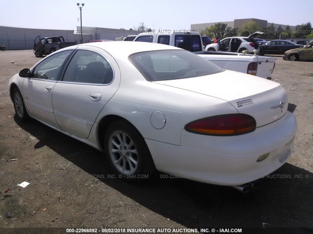 2C3HC56G1YH412791 - 2000 CHRYSLER LHS WHITE photo 3