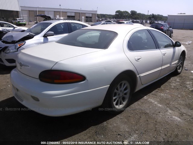 2C3HC56G1YH412791 - 2000 CHRYSLER LHS WHITE photo 4