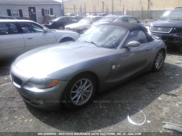 4USBT33424LS48703 - 2004 BMW Z4 2.5 SILVER photo 2