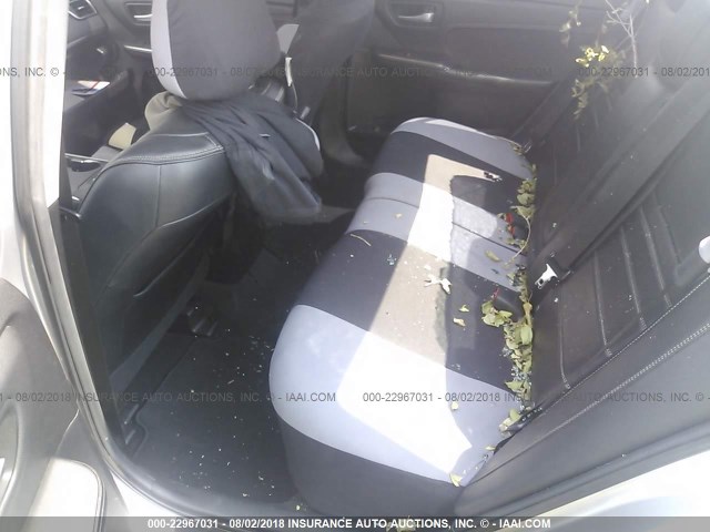 4T1BK1FK1FU566702 - 2015 TOYOTA CAMRY XSE/XLE Gümüş foto 8