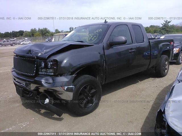 1GTSKWE39AZ244557 - 2010 GMC SIERRA K1500 SLT GRAY photo 2