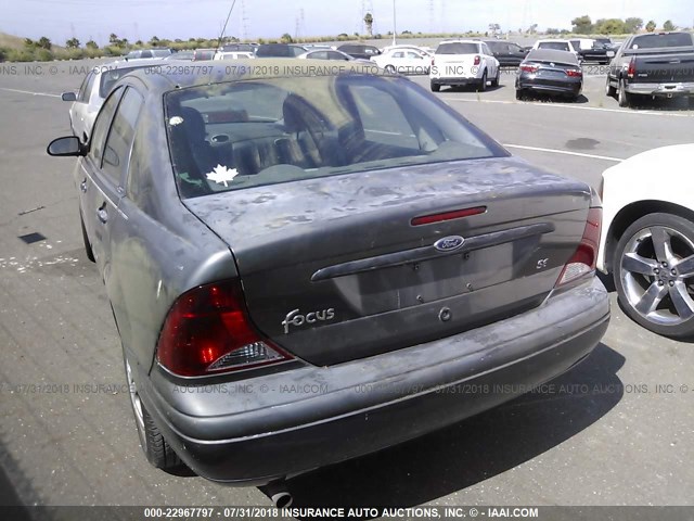 1FAFP34PX3W206626 - 2003 FORD FOCUS SE/SE COMFORT/SE SPORT GRAY photo 3