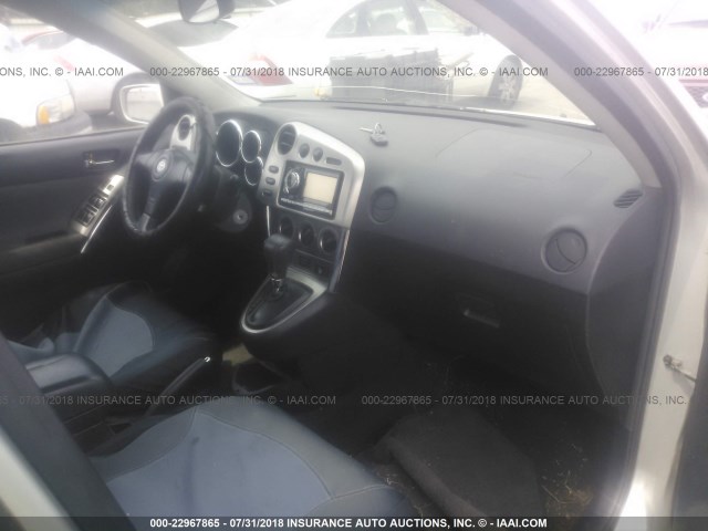 2T1KR32E13C062591 - 2003 TOYOTA COROLLA MATRIX XR SILVER photo 5