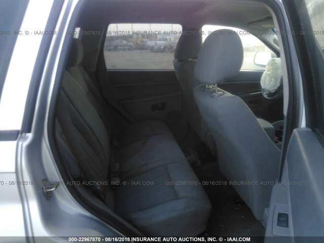 1J4GS48K35C569527 - 2005 JEEP GRAND CHEROKEE LAREDO/COLUMBIA/FREEDOM 银色 照片 8