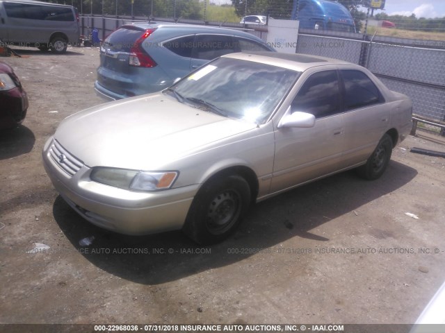 JT2BG22K5W0197957 - 1998 TOYOTA CAMRY CE/LE/XLE 棕色 照片 2