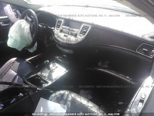 KMHGC4DD0DU241383 - 2013 HYUNDAI GENESIS 3.8L SILVER photo 5