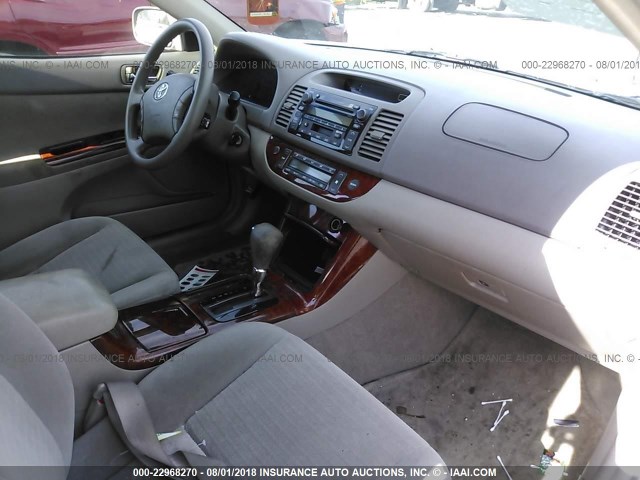 4T1BE32K65U076201 - 2005 TOYOTA CAMRY LE/XLE/SE Boz foto 5