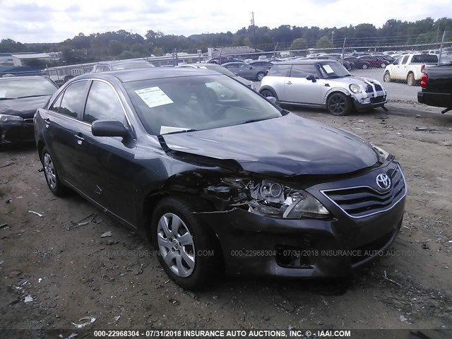 4T1BF3EK7AU042514 - 2010 TOYOTA CAMRY SE/LE/XLE GRAY photo 1
