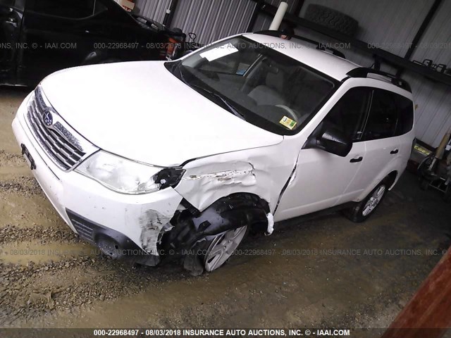 JF2SH6BC2AH792443 - 2010 SUBARU FORESTER XS Ақ фото 2