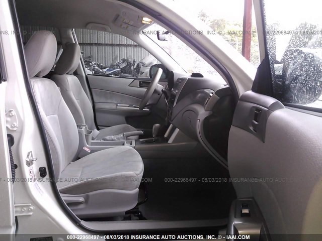 JF2SH6BC2AH792443 - 2010 SUBARU FORESTER XS Ақ фото 5