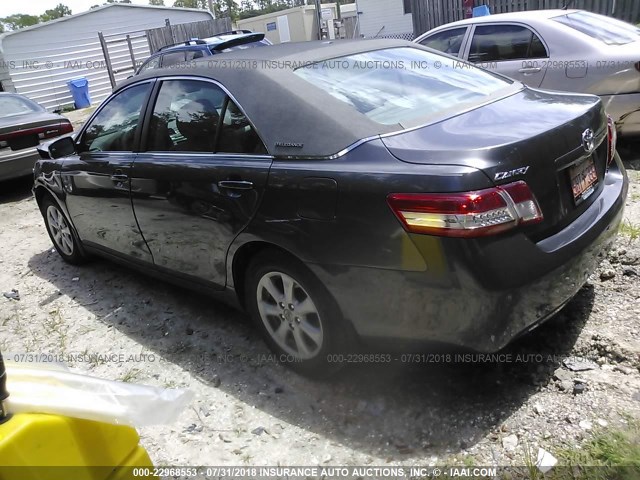 4T4BF3EK5BR219276 - 2011 TOYOTA CAMRY SE/LE/XLE ნაცრისფერი ფოტო 3