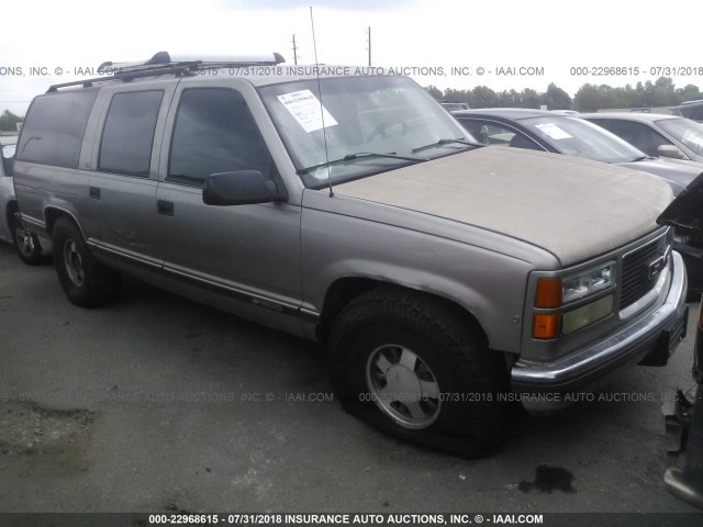 3GNEC16R6WG134788 - 1998 CHEVROLET SUBURBAN C1500 TAN photo 1