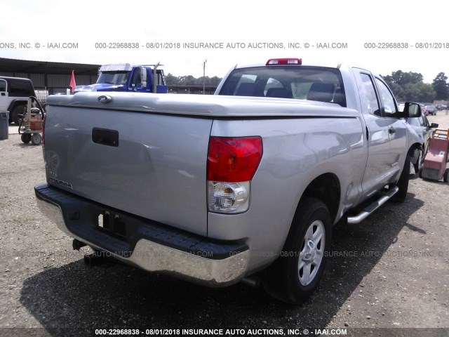 5TFRU54169X019121 - 2009 TOYOTA TUNDRA DOUBLE CAB/DOUBLE CAB SR5 GRAY photo 4