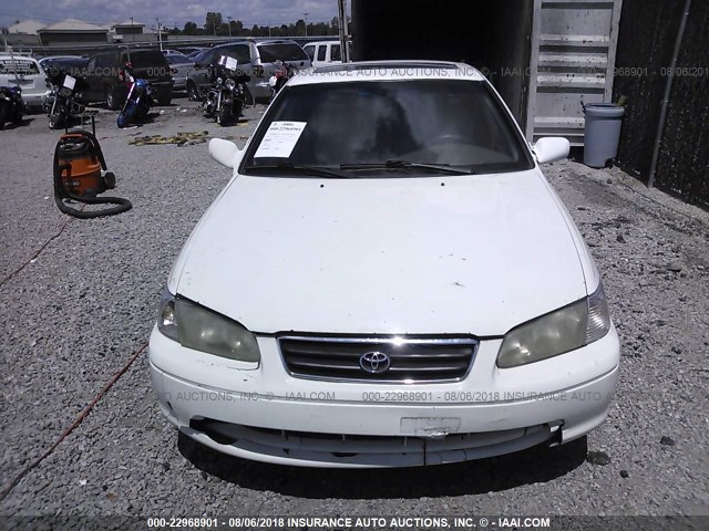 4T1BG28K4YU933809 - 2000 TOYOTA CAMRY CE/LE/XLE 白色 照片 6