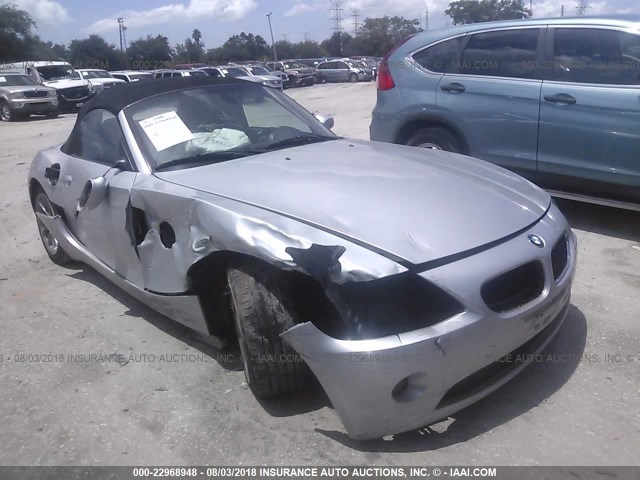 4USBT33473LR64107 - 2003 BMW Z4 2.5 GRAY photo 1