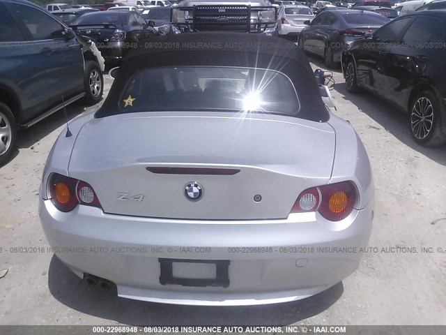 4USBT33473LR64107 - 2003 BMW Z4 2.5 GRAY photo 8