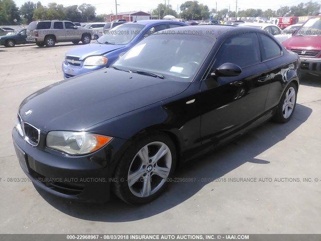 WBAUP73509VF09941 - 2009 BMW 128 I BLACK photo 2