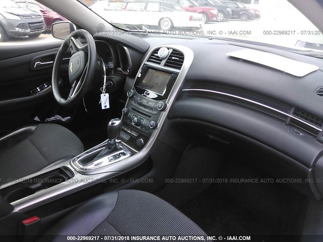 1G11D5RR1DF113975 - 2013 CHEVROLET MALIBU 1LT WHITE photo 5