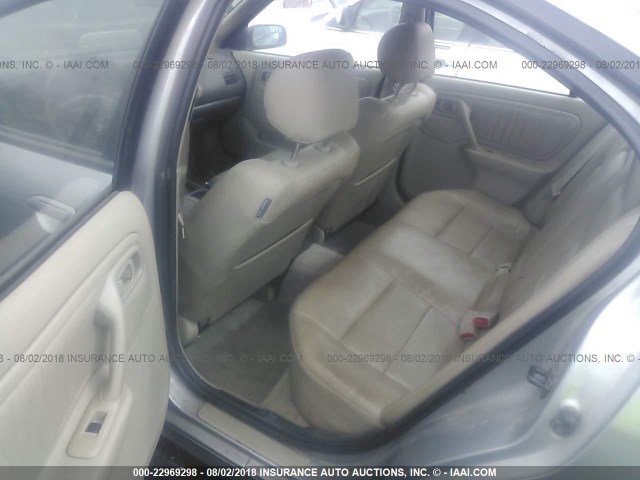 JNKCP11A2YT300749 - 2000 INFINITI G20 SILVER photo 8